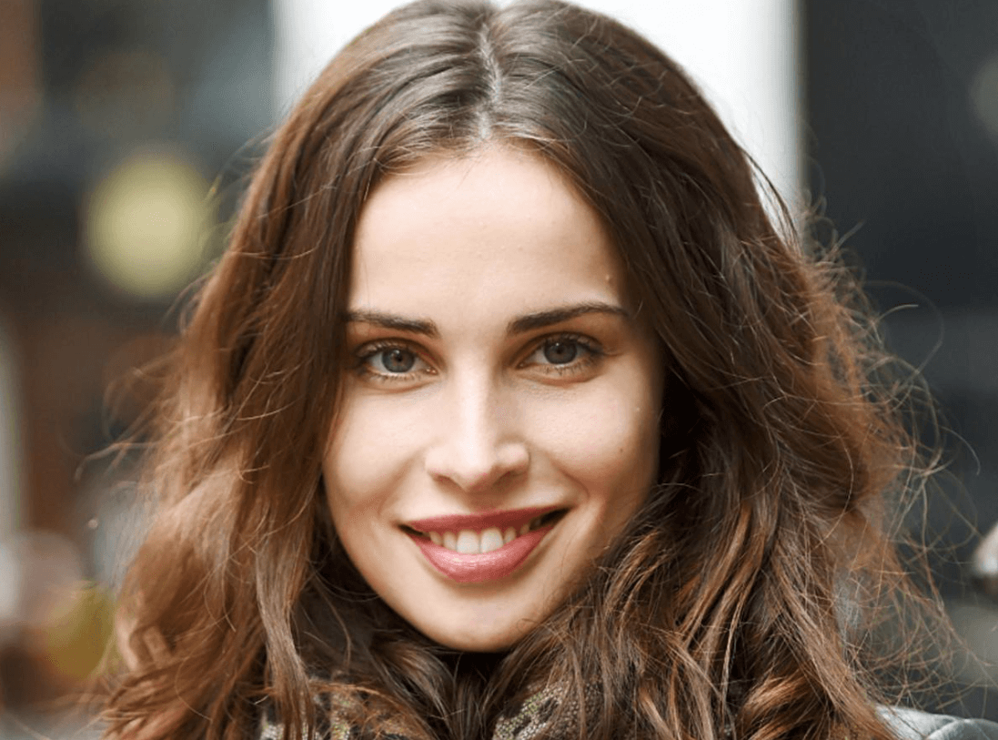 Heida Reed Net Worth