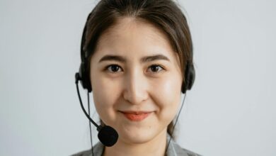 service assistance hotline number
